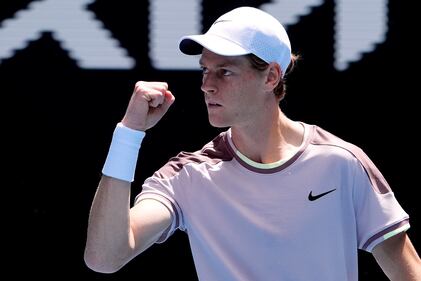 Jannik Sinner vola in finale agli Australian Open: le immagini più belle del match contro Djokovic 13