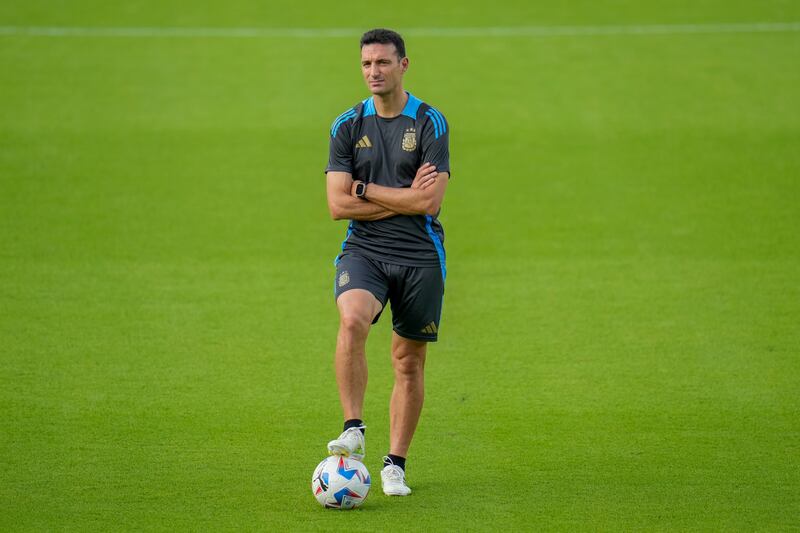 Scaloni allenamento