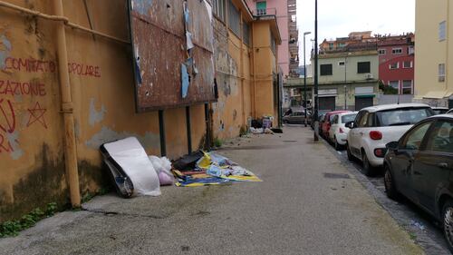 Napoli, a Bagnoli la protesta contro lo sversamento illecito di rifiuti 4