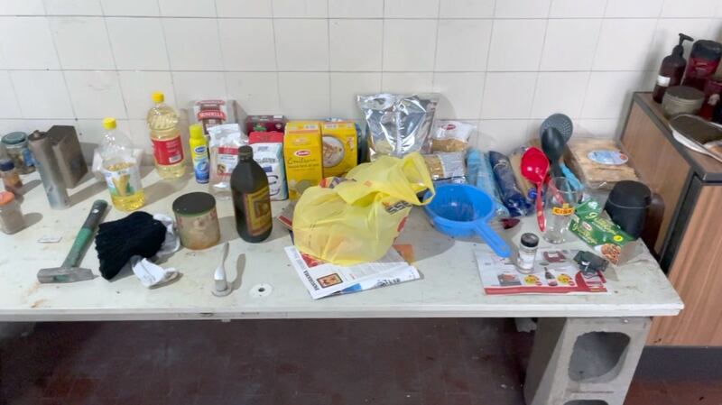 Degrado a Milano: occupazione abusiva agli ex gasometri 3