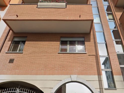 Sequestrata e picchiata dall’ex ragazzo e dall’amico
