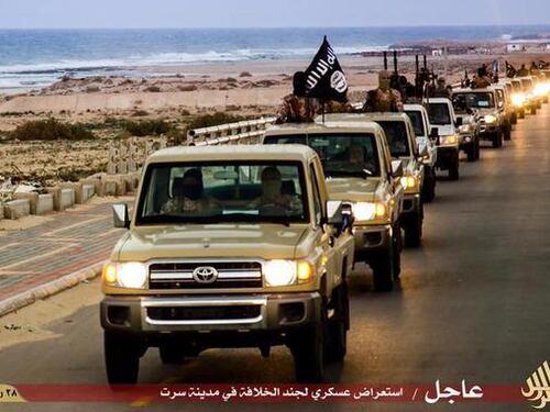 Il rapporto sull'Isis: "Così i jihadisti hanno trovato le armi"