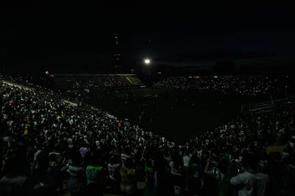 Chapecoense, il tributo alle vittime allo stadio di Medellin 1