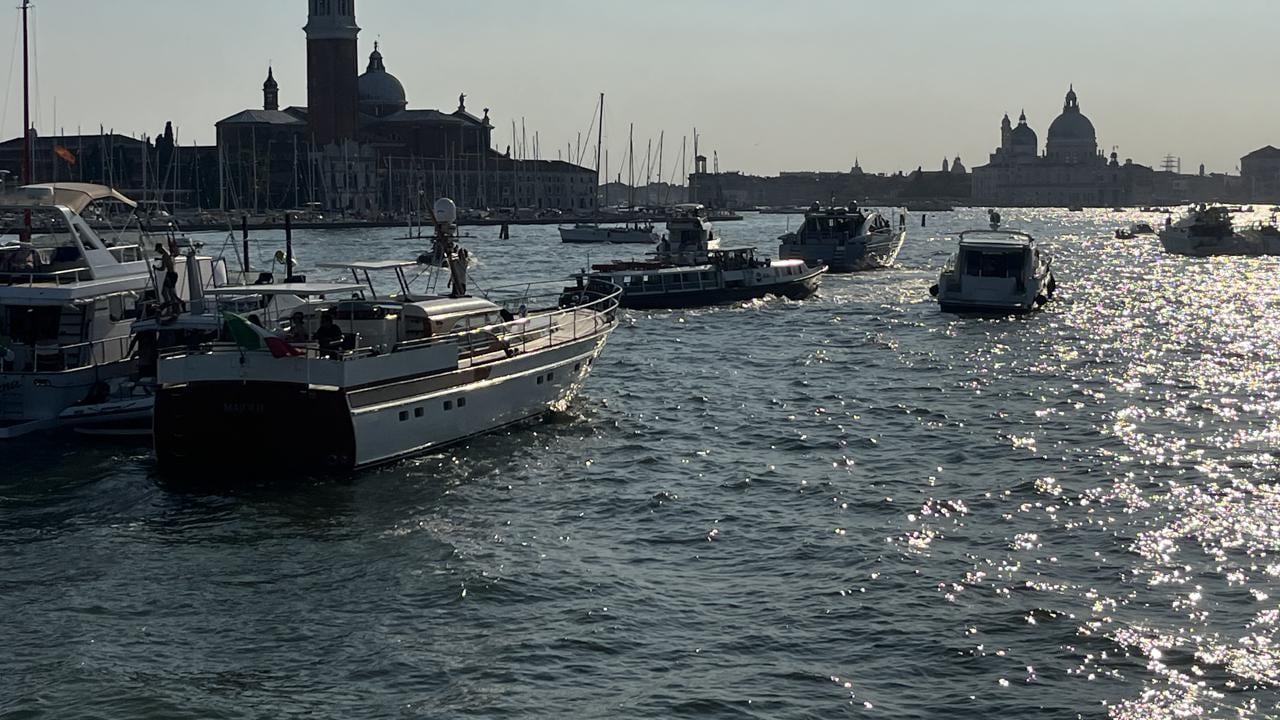 Venezia, da Gift Solutions un impianto fotovoltaico per ripulire la laguna da microplastiche