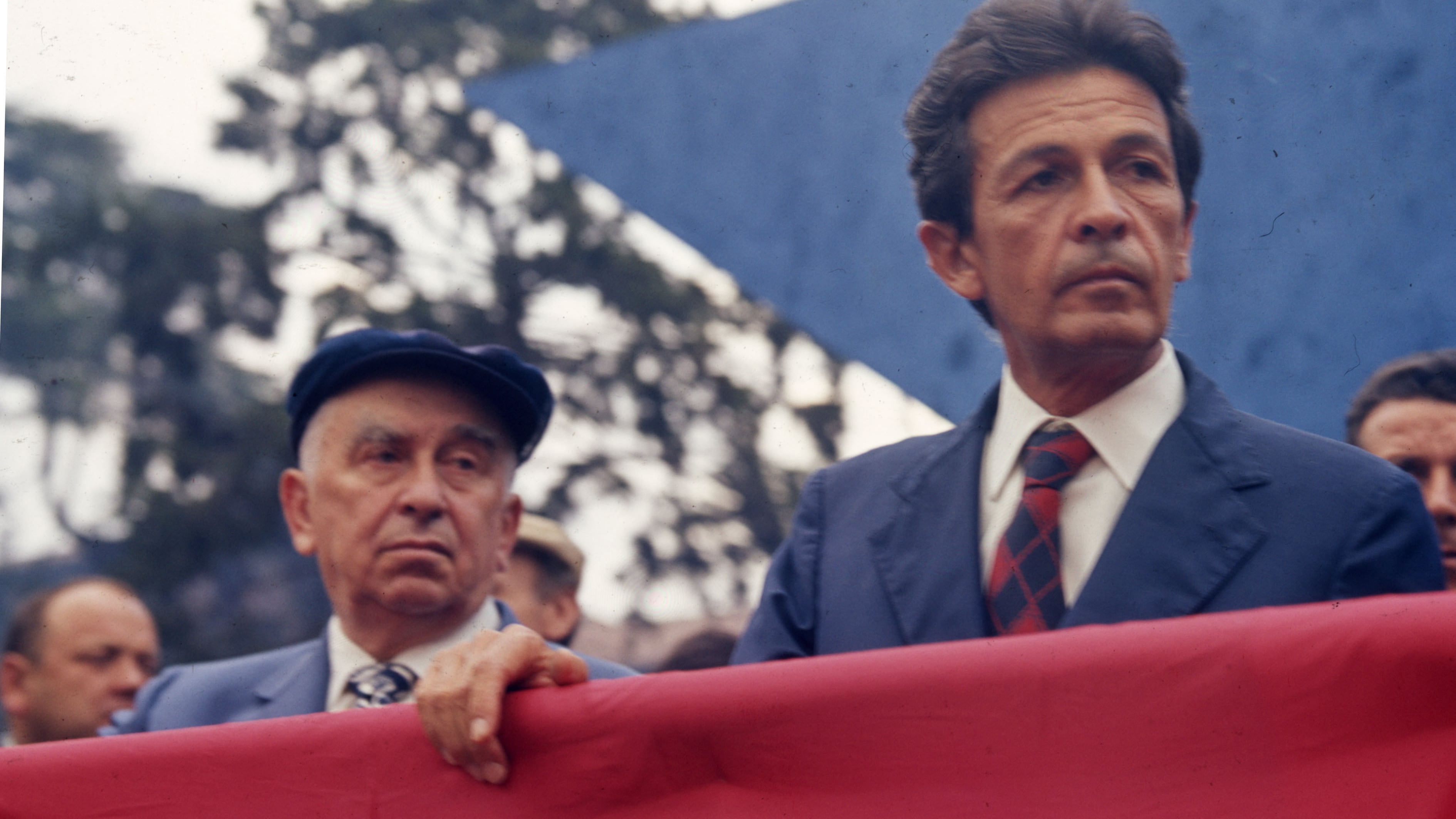 La sinistra orfana del leader sa solo odiare quello degli altri