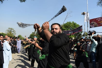 Gli sciiti del Pakistan commemorano l'Ashura 6