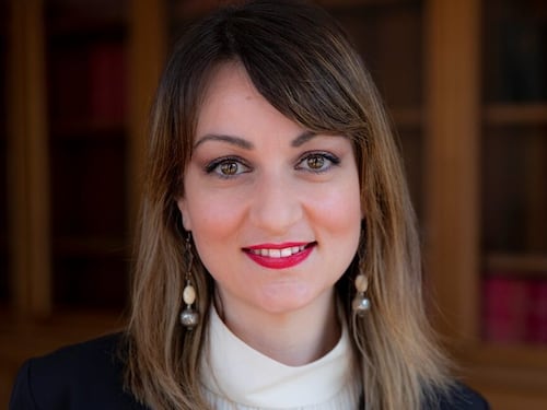La grillina "chiude" a Zelensky: "Non si colleghi con la Camera..."
