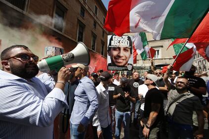 La manifestazione di CasaPound contro lo ius soli 10