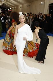 Met Gala 2017, i look più sexy 8