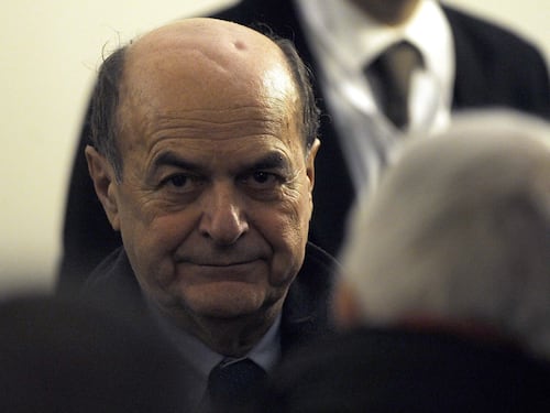 Bersani inguaia Renzi: scontro sul Mattarellum
