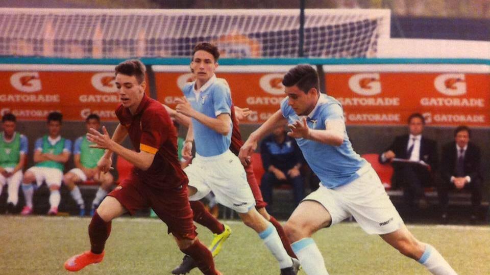 L'addio del giovane calciatore: "Troppi stranieri, trattato da forestiero in Patria"