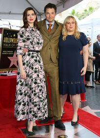 Anne Hathaway premiata con la stella sulla Walk Of Fame 2