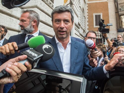 Orlando agita il governo: "Stop ultimatum o si sfascia tutto"