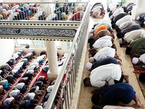 Cina, approvata legge che mira a creare un islam nazionale