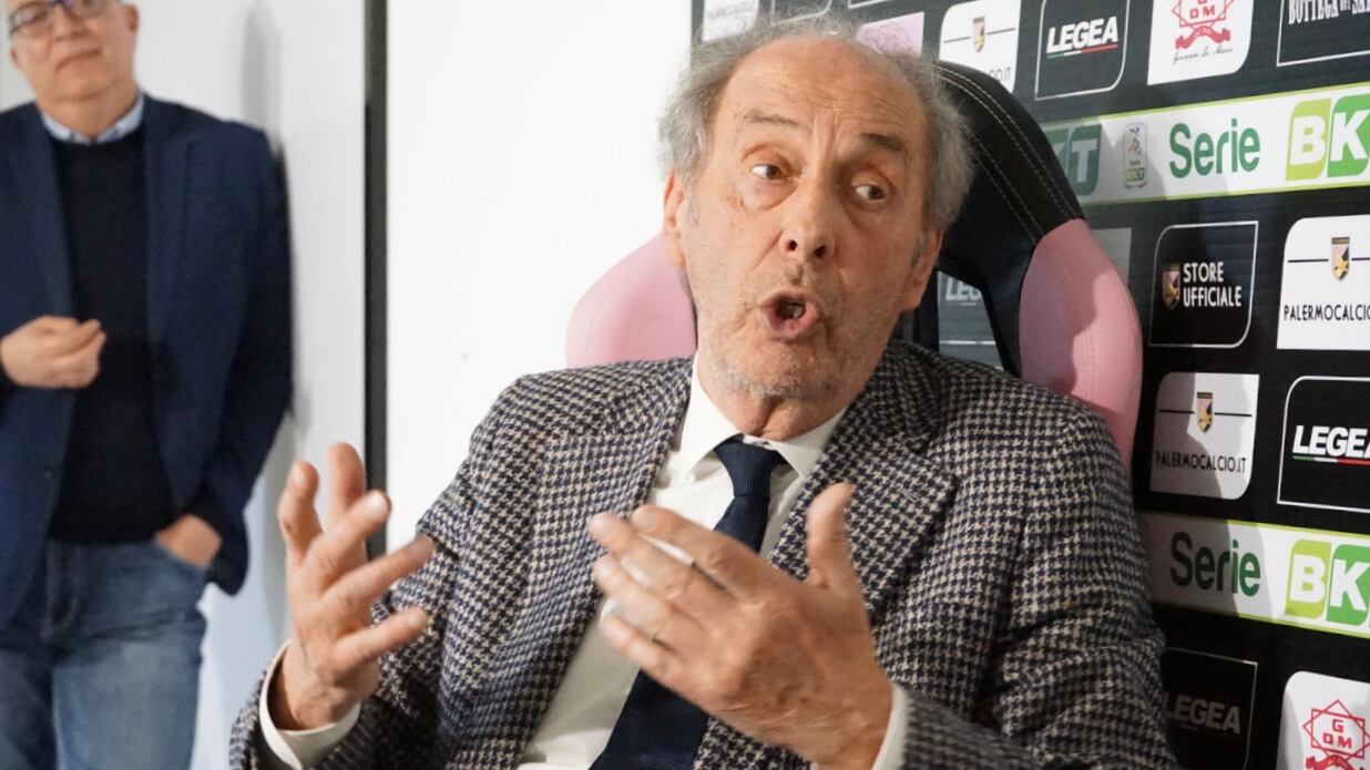 Il Palermo evita la penalizzazione, il direttore Foschi: "Ho salvato il club da tre delinquenti"