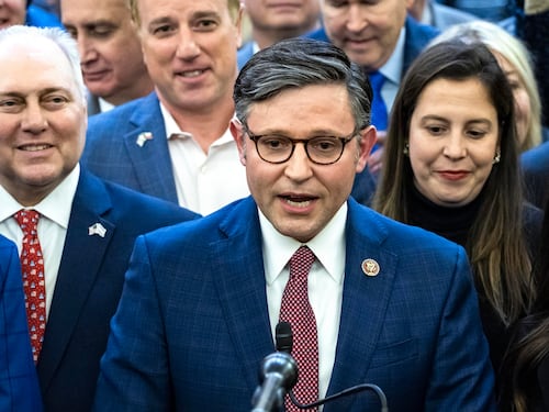 Aiuti all'Ucraina tenuti in ostaggio: ancora stallo al Congresso Usa