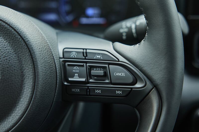 Toyota Yaris Hybrid 2024 10