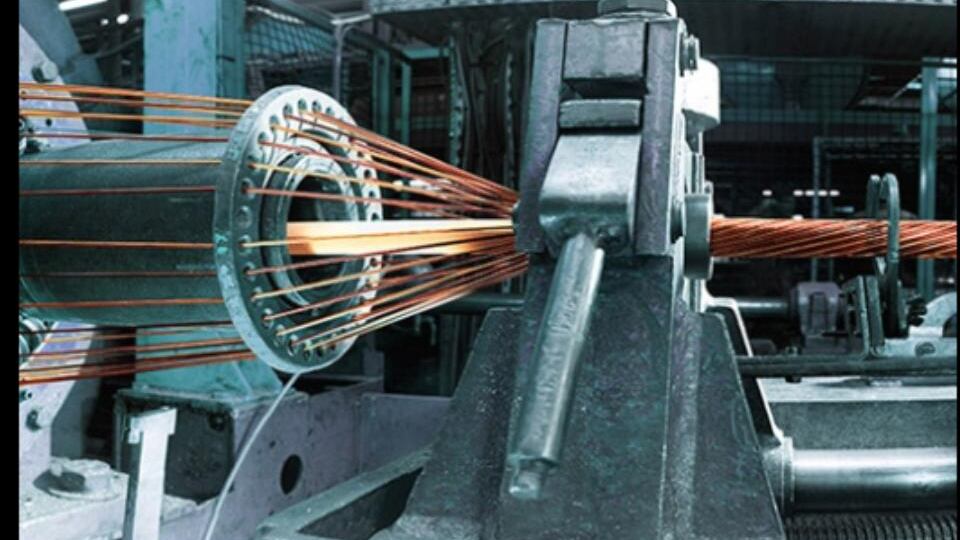 Fibra ottica, a rischio lo stabilimento di Battipaglia che conta 300 dipendenti