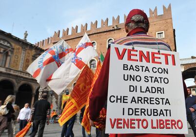 Verona, la manifestazione della Lega per i secessionisti 6