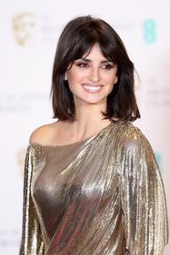 Bafta 2017: scollature hot sul red carpet 30
