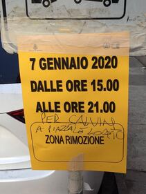 Le scritte contro Salvini: "Fascista, vai a Piazzale Loreto" 2