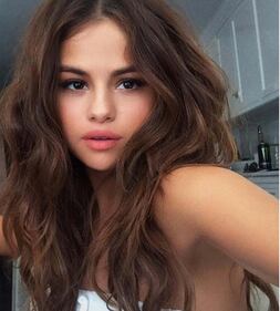 Selena Gomez sempre più sexy per GQ 11