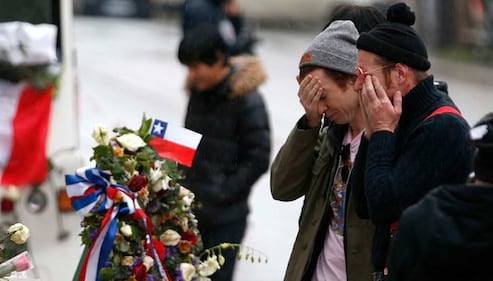 Gli Eagles of Death Metal tornano a Parigi 9
