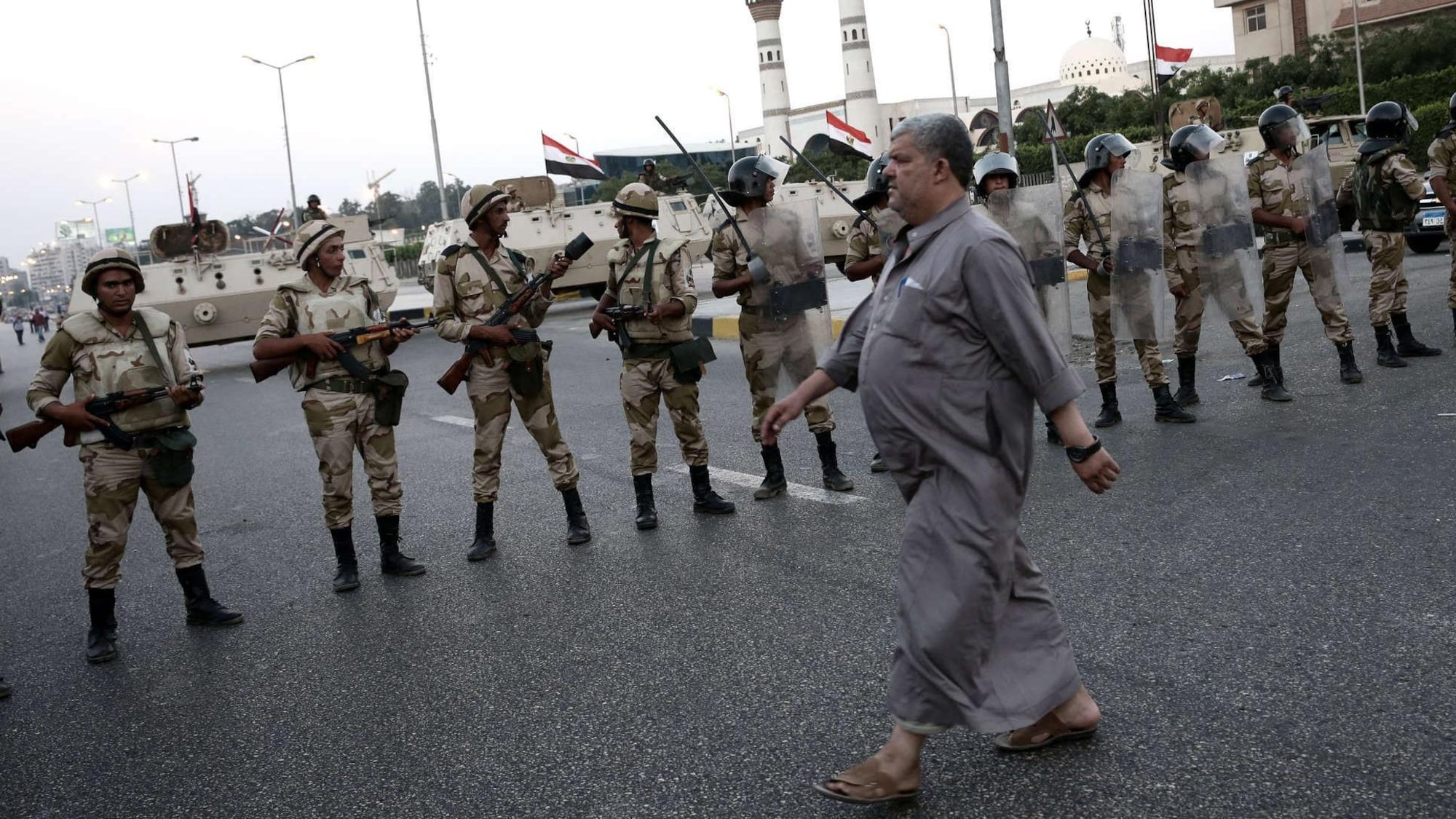 È un giudice il nuovo rais Islamisti in cella con Mubarak