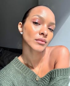 Lais Ribeiro, sexy sui social 5