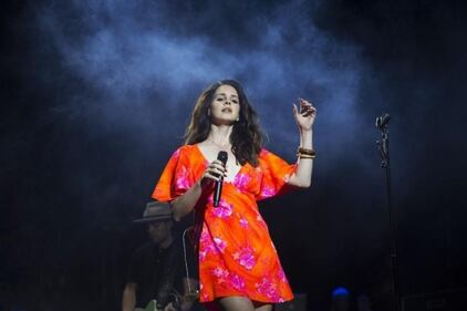 Lana Del Rey, ritorno malinconico per la sexy cantautrice 21