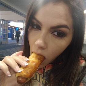 Valentina Nappi, selfie nuda su Instagram 24
