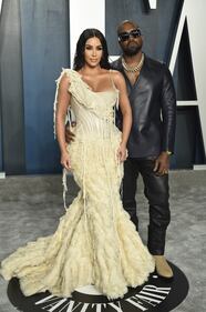 Kim Kardashian e le sorelle in foto 6