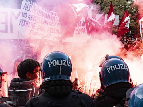 "Liberare Milano dal sionismo". Manifestazione della vergogna: i pro Pal alzano il tiro