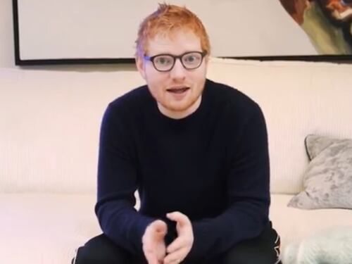 Ed Sheeran chiude il suo pub e promette: "Continuerò a pagare i miei dipendenti"