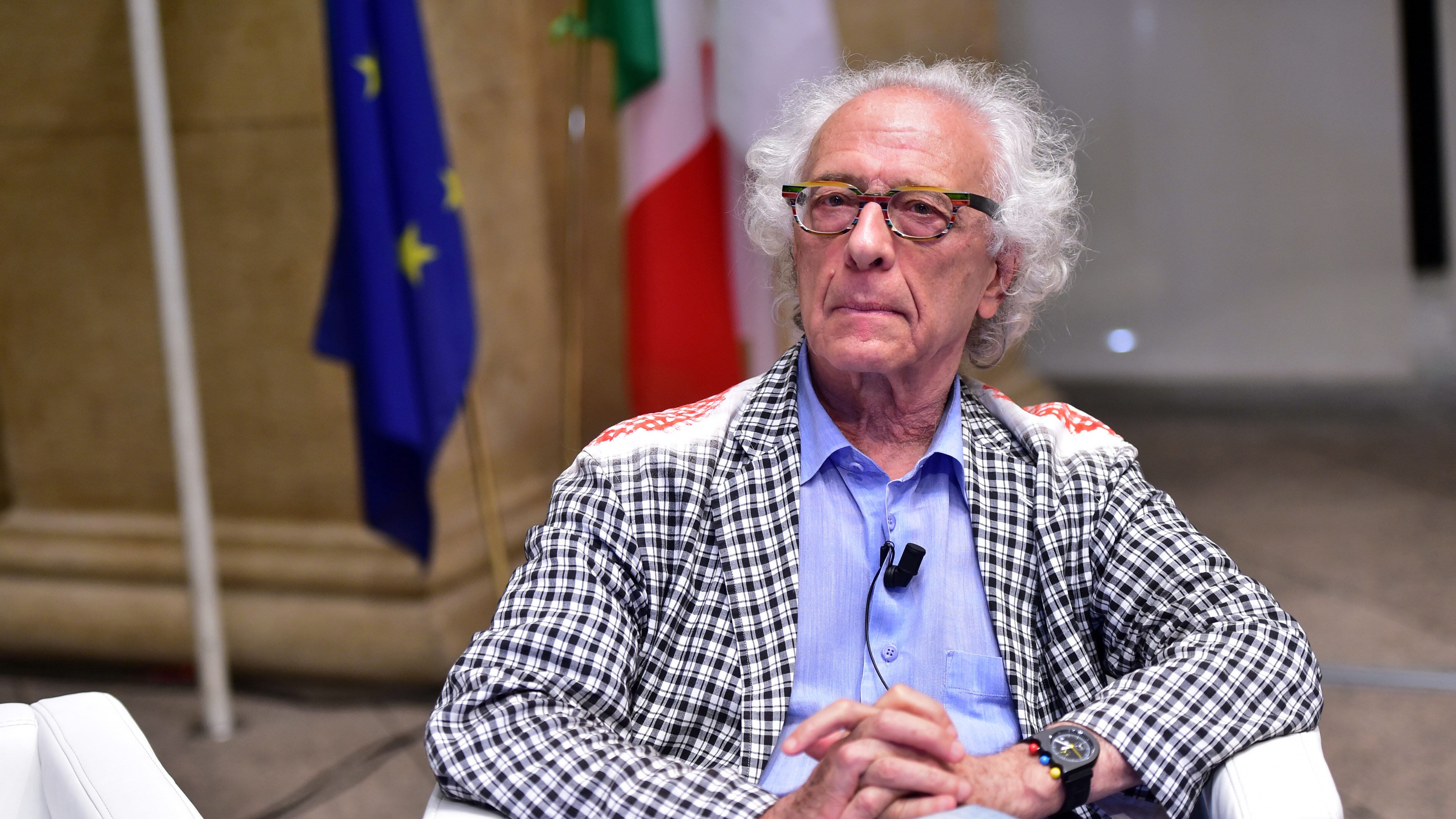 Mughini nei guai per le frasi su Desirée