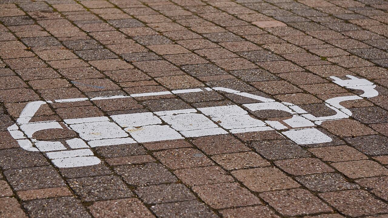 La sfida della mobilità verde: ecco a chi conviene
