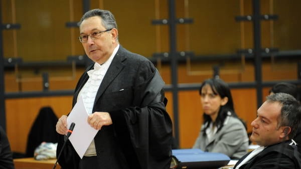 L'avvocato Coppi: "Per Berlusconi possibile rinuncia alla prescrizione"