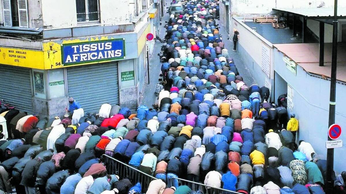 Raduno islamico a Parigi, l'imam: "L'ombra della Fratellanza"