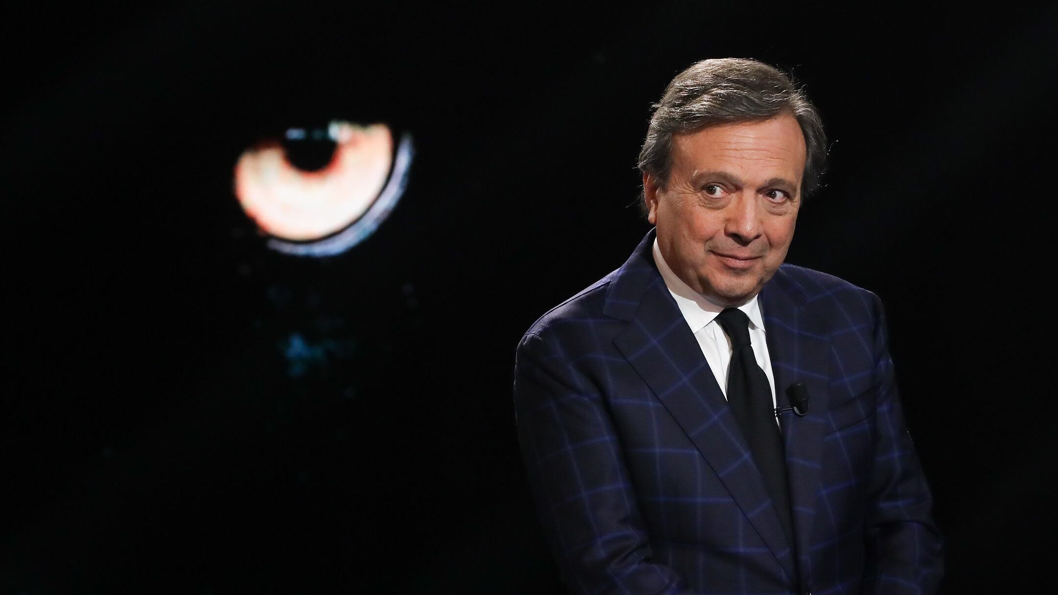La madre, il racconto hot, Amadeus e la Rai. Piero Chiambretti si racconta a Belve