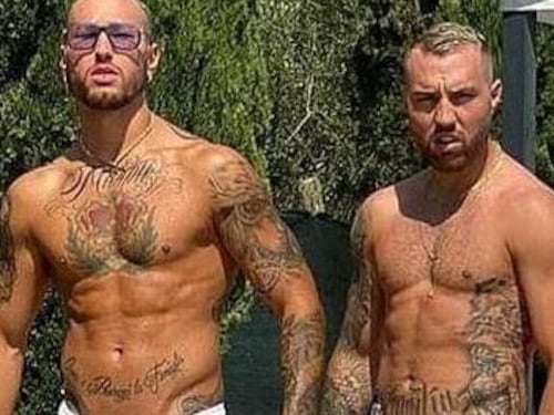 "Ti faccio finire sulla sedia a rotelle": la chat segreta dei fratelli Bianchi