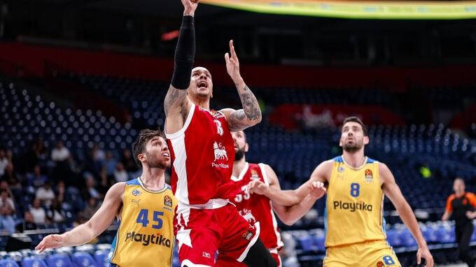 Eurolega, l'Olimpia Milano si arrende al Maccabi Tel Aviv: sfuma la speranza play-in