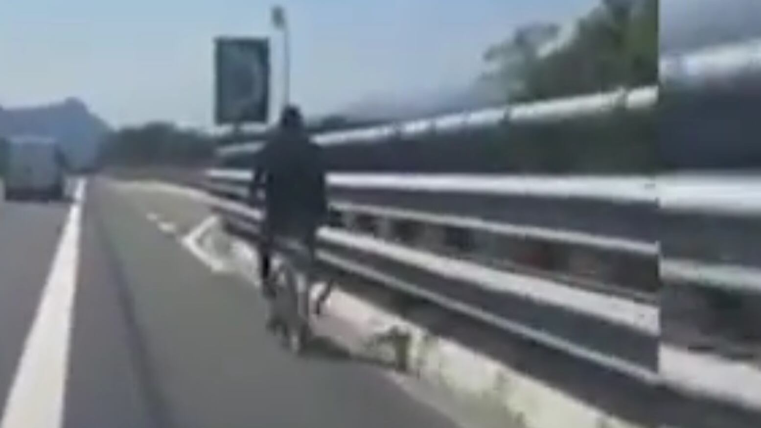Insultò Boldrini e un migrante. Reintegrato il poliziotto di Susa