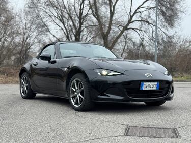 Mazda MX-5 1.5: guarda la gallery del restyling 2025 6