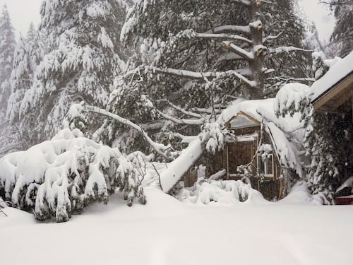 Oltre un metro di neve in due giorni: cosa succede al meteo