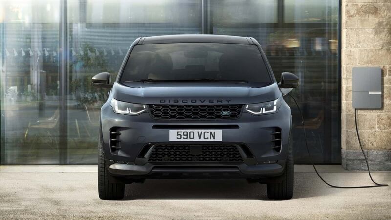Land Rover Discovery Sport 2023, guarda tutte le foto 17
