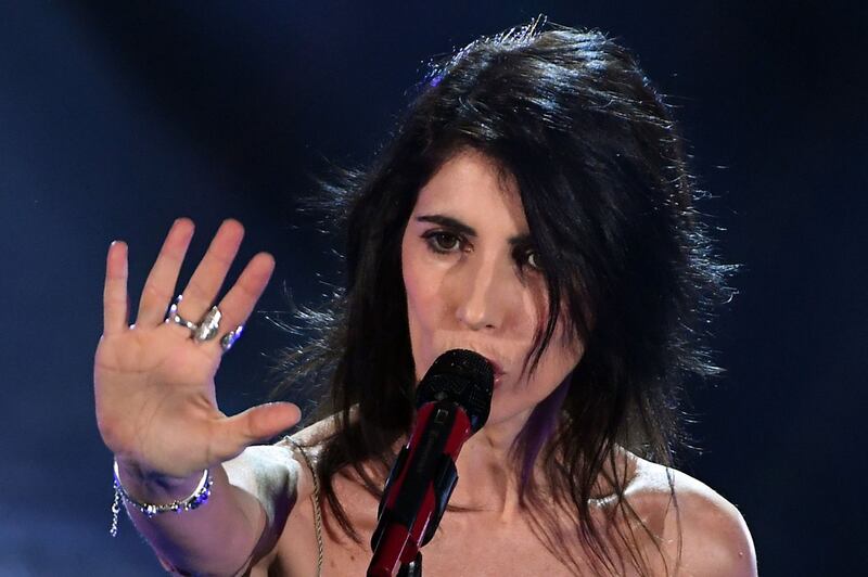 Sanremo, la mossa sexi di Giorgia per non perdere l'abito 17