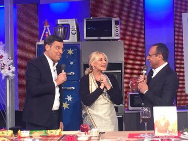 Frizzi riappare in tv e fa commuovere la Clerici 1
