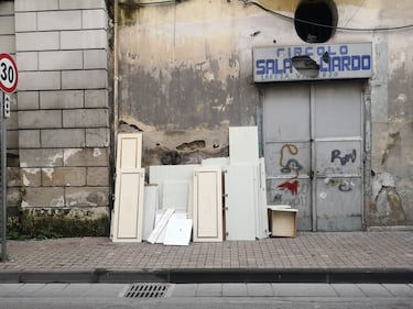 Nella Terra dei fuochi, tra le discariche a cielo aperto mai sparite 10