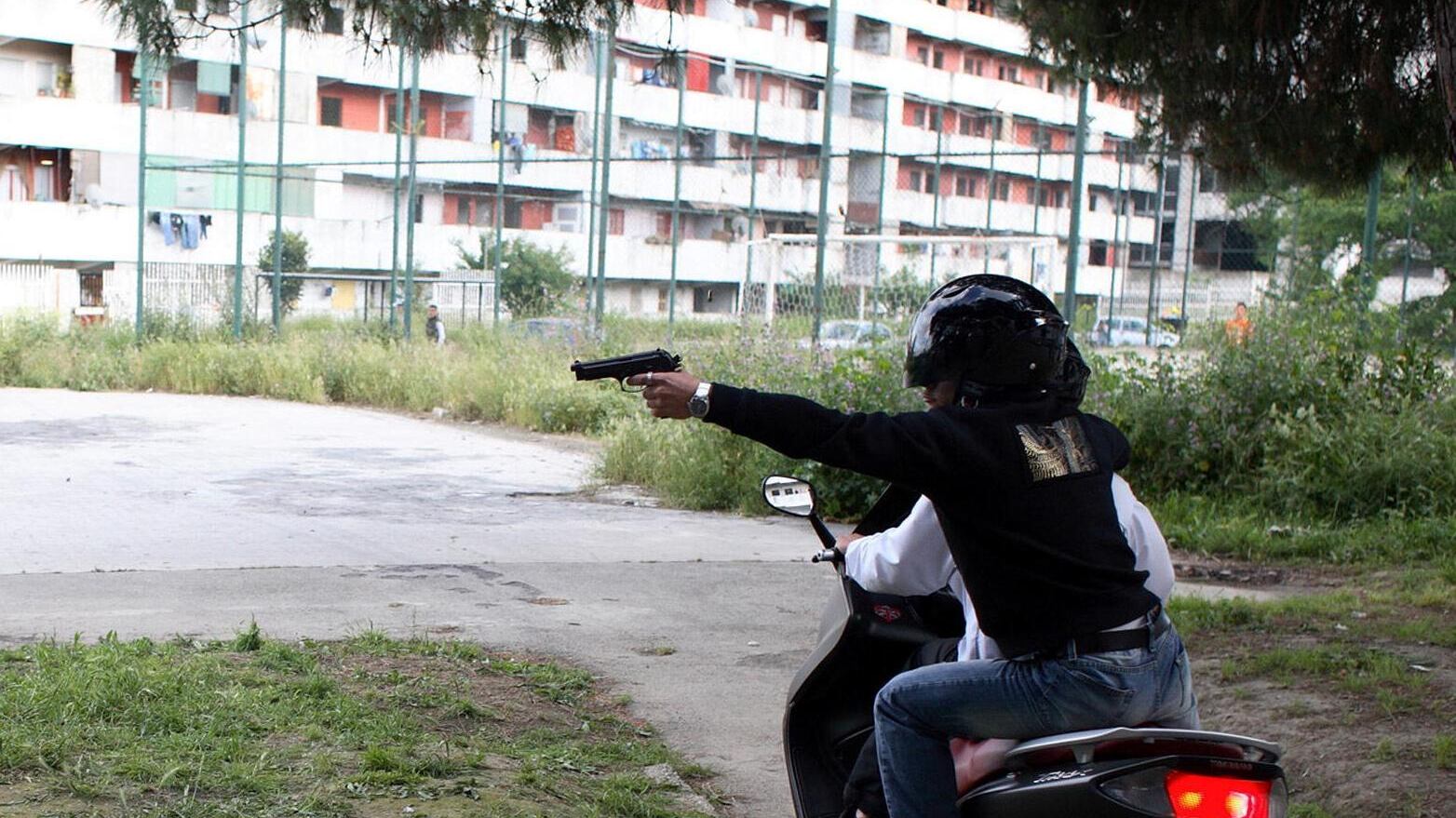 Scampia si ribella: «Saviano ci sfrutta»