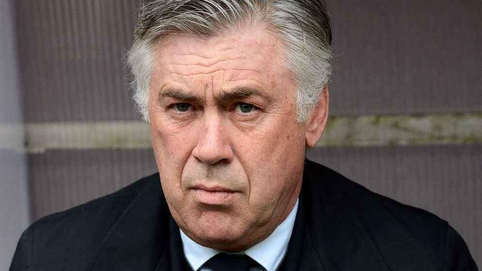 Il Napoli vuol restare in scia ma teme l'Atalanta e i cori
